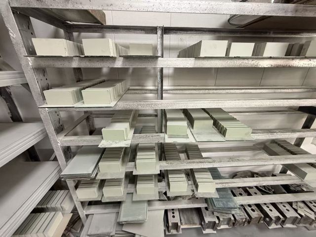 Superfinishing Stones